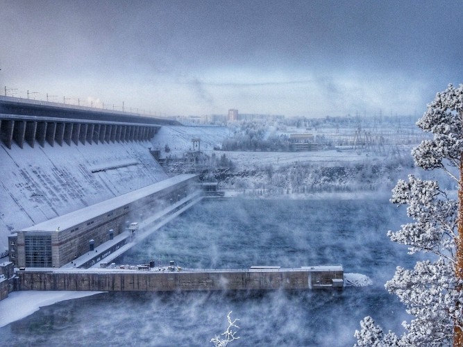Зима не сдаётся: морозы до −45° ожидаются в четверг в Иркутской области