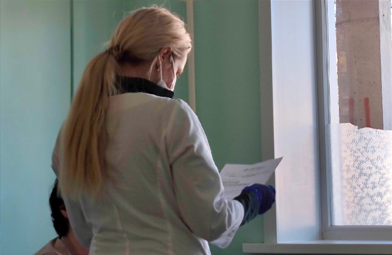 Больше всего на работе в Приангарье выгорают молодые специалисты и медики