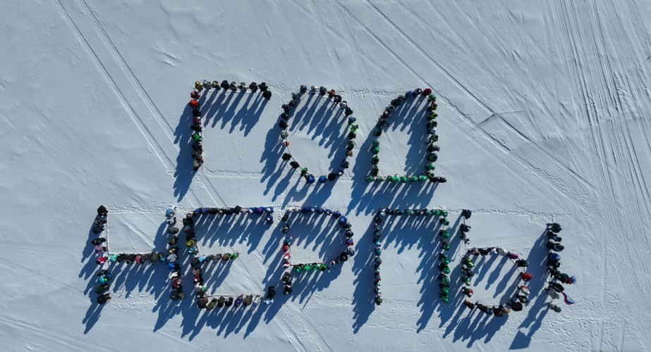 Флешмоб в честь Года байкальской нерпы провели в Иркутской области