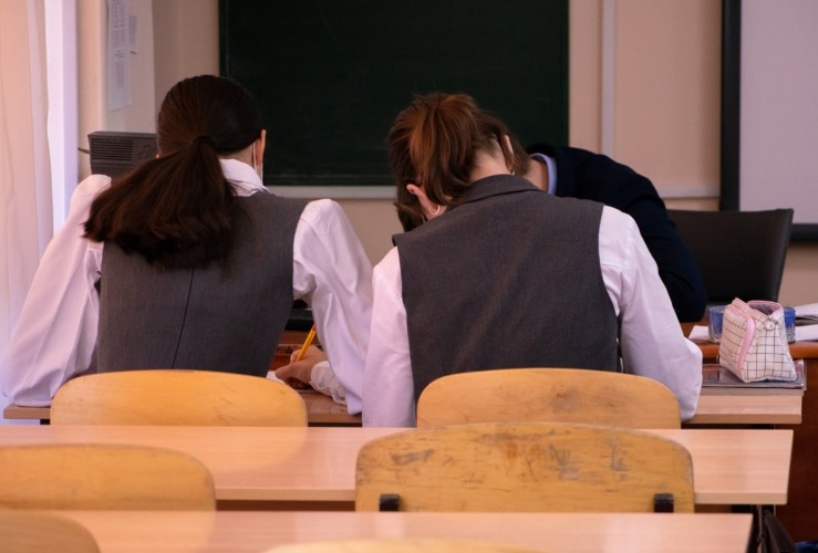 Слово «кринж» нельзя использовать на ЕГЭ по русскому школьникам Приангарья