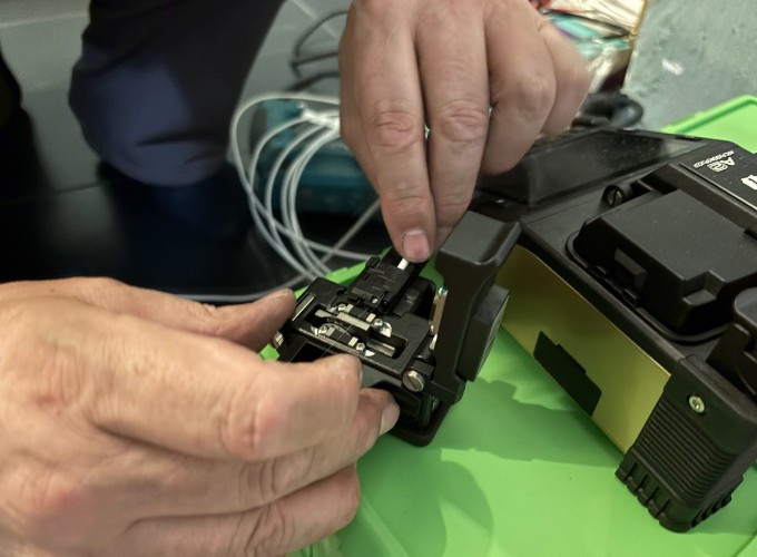 Больше связистов и меньше строителей стало в Приангарье