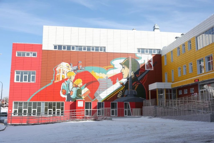 Кобзев доложил Путину о готовности к открытию самой большой школы Приангарья