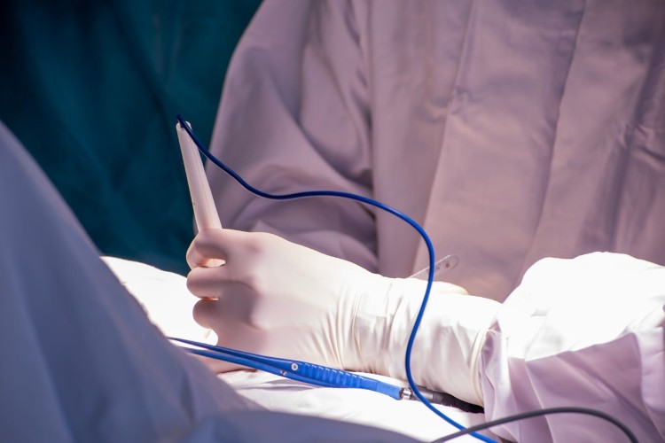 Медикам Приангарья могут оставить белую униформу