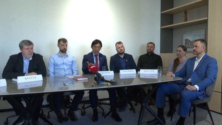 Льготные перевозки в Приангарье под угрозой: власти просят отсрочку оплаты многомиллионного долга до 15 апреля