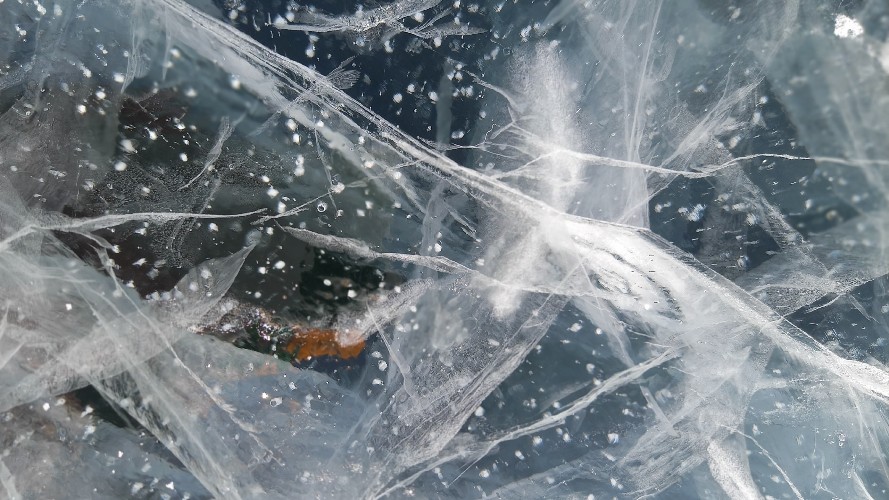 В Тайшетском районе закрыли ледовую переправу через Бирюсу