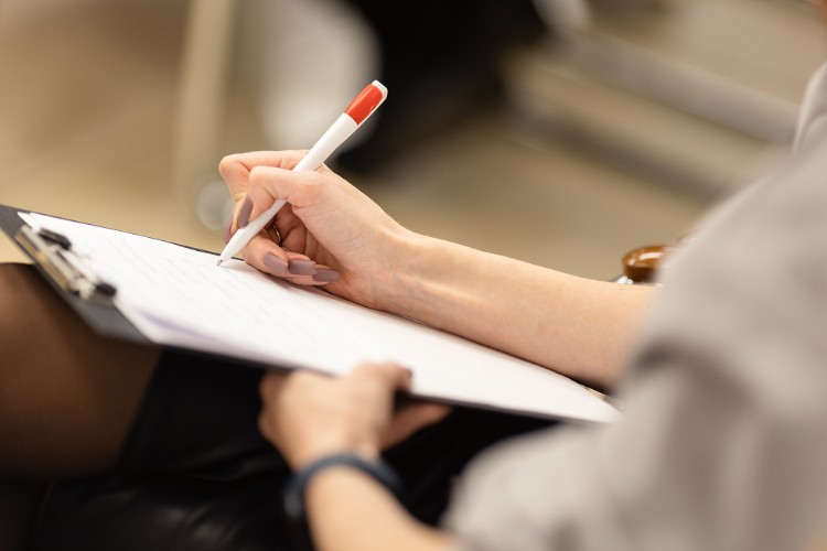 Программа помощи семьям с особыми детьми действует в Усть-Куте