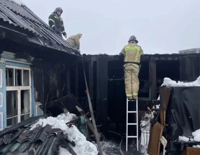 Женщина отравилась угарным газом в Мамско-Чуйском районе