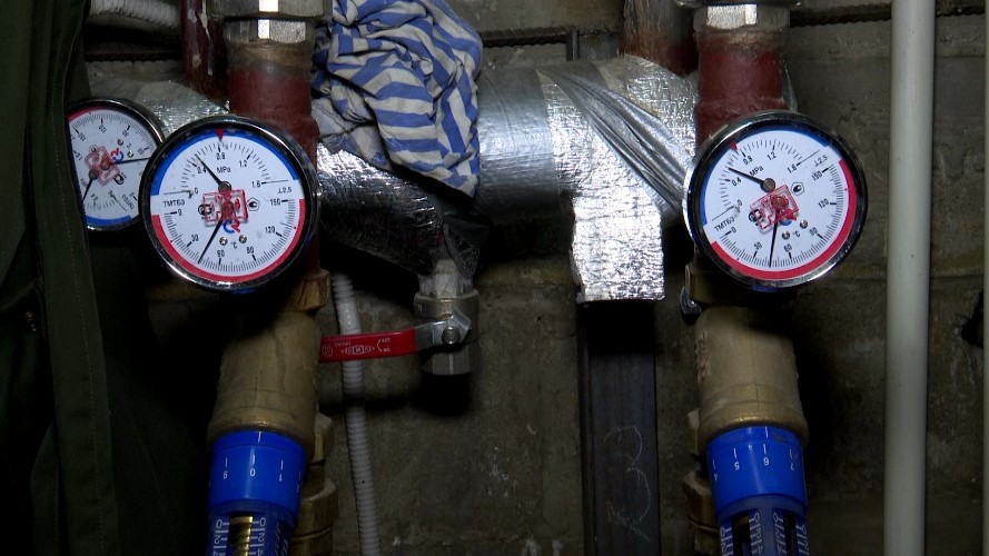 30 аварий на сетях за зиму произошло в одном из домов Шелехова