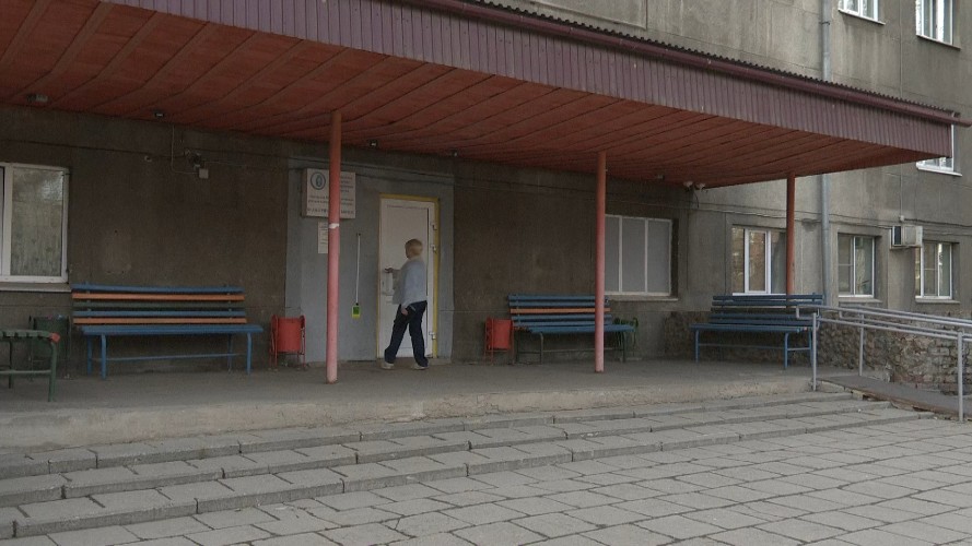 Семья из Ангарска не может получить жизненно необходимое лекарство для 13-летней дочери