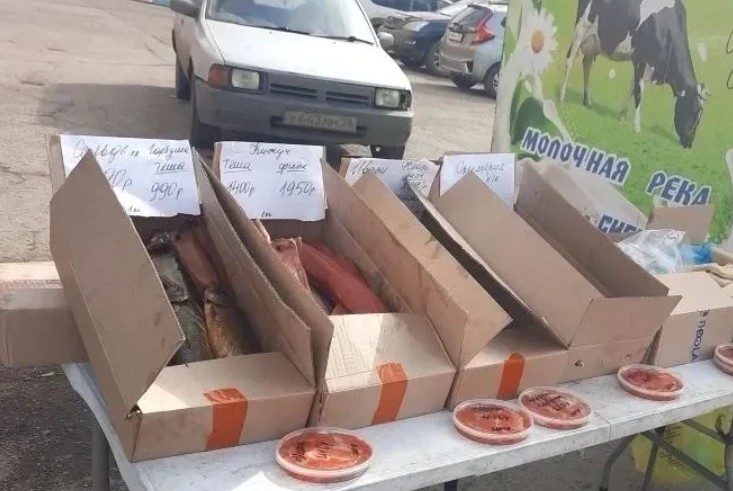 Шесть точек стихийной торговли обнаружили во время рейда в Иркутске