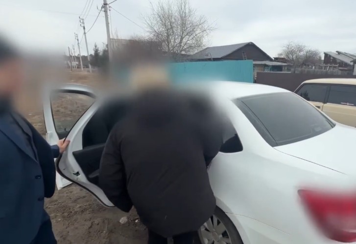 Школьник из Шелеховского района обманул 13 человек из разных регионов России