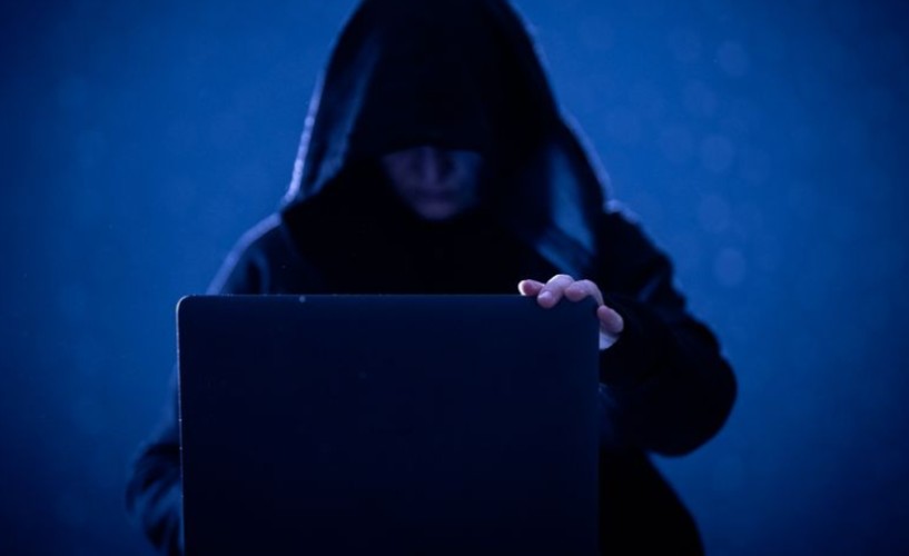 Почти 7 млн рублей выманили лжеброкеры у сотрудницы администрации в Приангарье