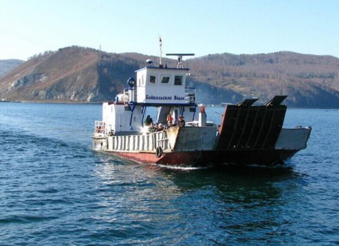 Паромная переправа Листвянка — порт Байкал закроется 1 мая из-за долга в 7,2 миллиона