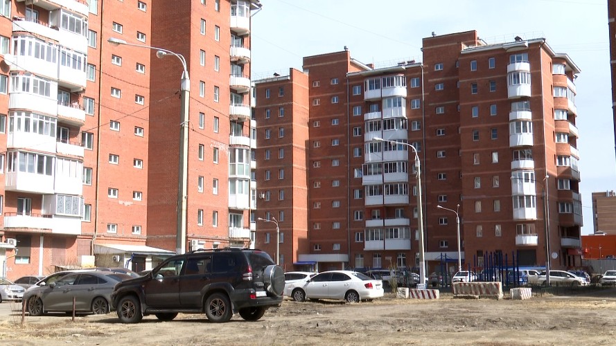 Жители многоэтажек в Иркутске жалуются на шум от развлекательного заведения