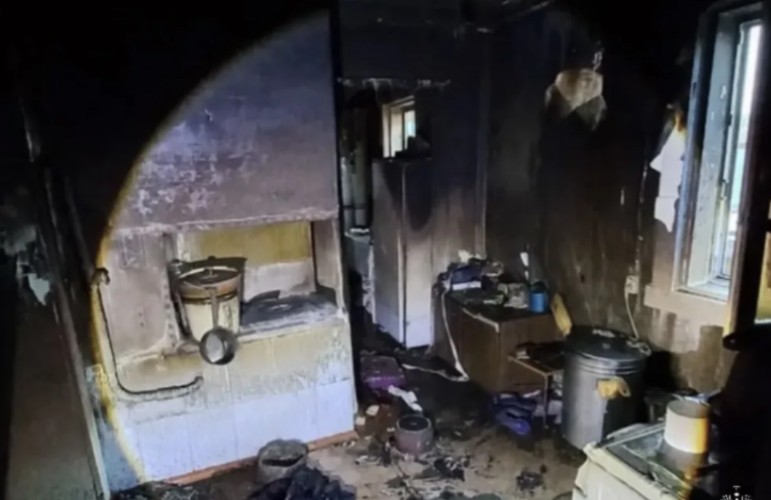 Пожар унёс жизнь 69-летней пенсионерки в Усольском районе