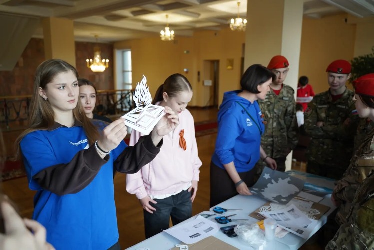 В Иркутской области стартовала всероссийская акция «Окна Победы»