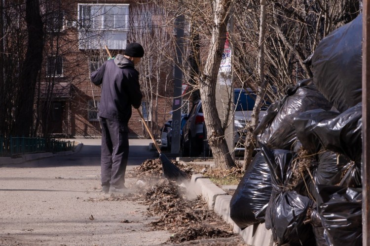 Общегородской субботник в Братске перенесли из-за погоды на 30 апреля