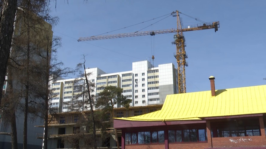 Буддисты пытаются остановить возведение высотного дома возле дацана в Иркутске