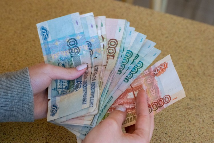 Единое пособие вернули 400 многодетным семьям в Приангарье