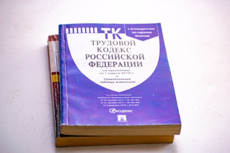 Иркутский ресторан больше года судится с бывшей несовершеннолетней сотрудницей