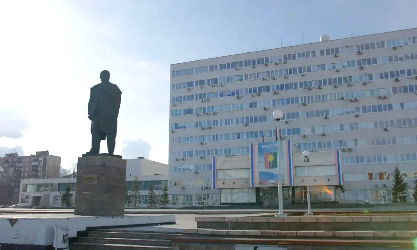Из-за дефицита бюджета в Братске ввели мораторий на благоустройство по депутатским наказам