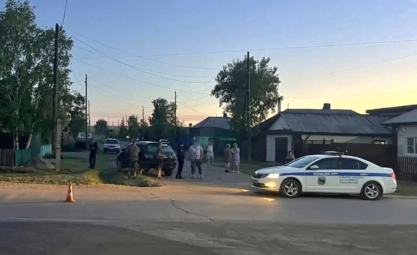 6-летняя девочка на велосипеде попала под машину в Свирске