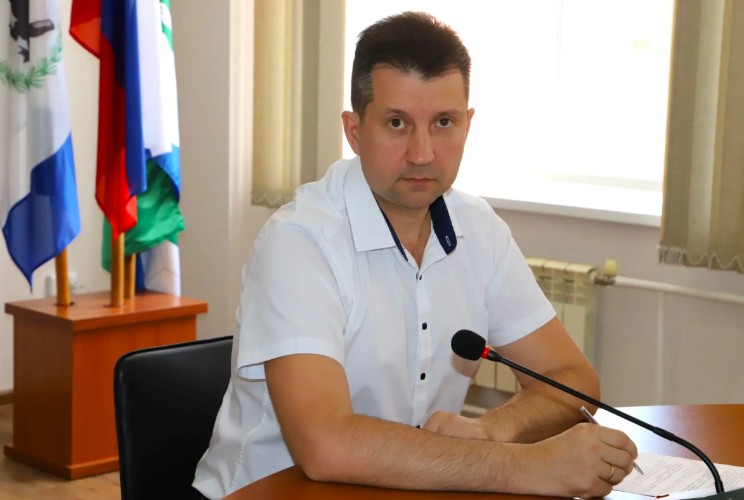 Главу Среднинского поселения временно заменил мэр Усольского района