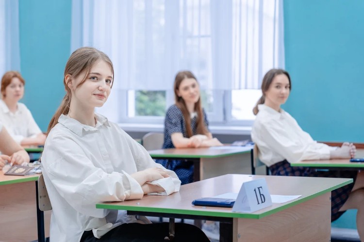 39 выпускников из Приангарья получили 100 баллов на ЕГЭ