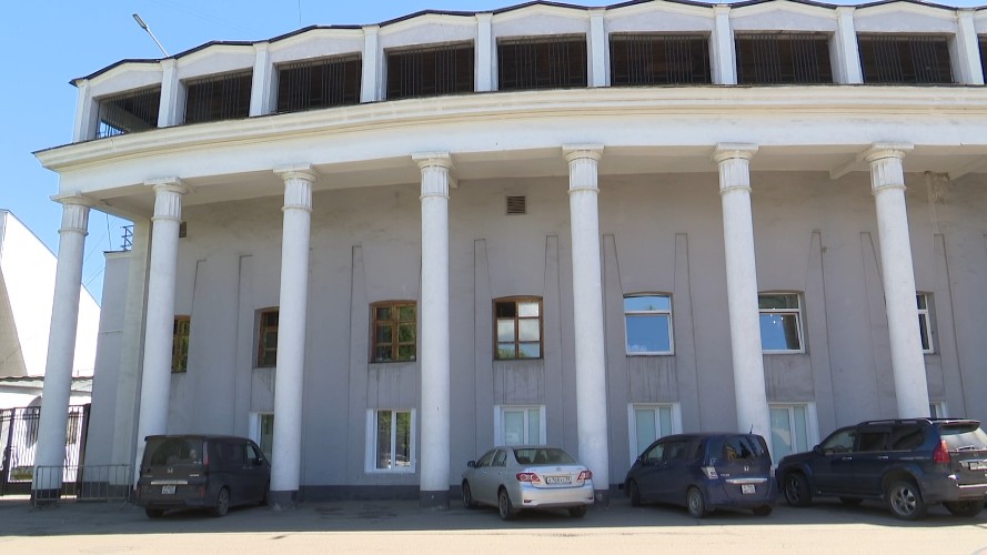 Депутаты Иркутска предложили вернуть малому полю «Труда» спортивное назначение