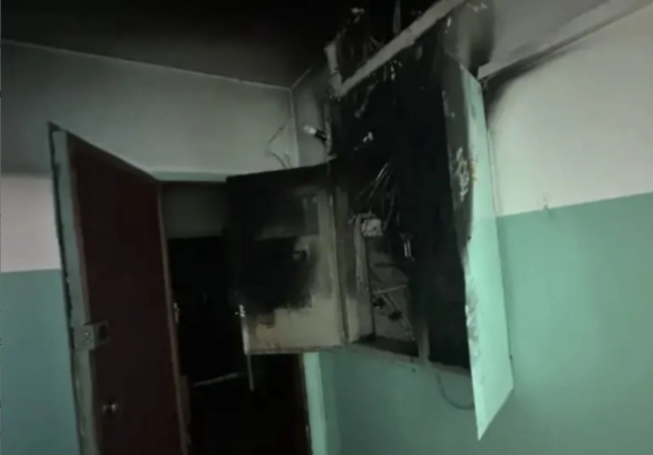 В Иркутске из горящего дома спасли 15 человек
