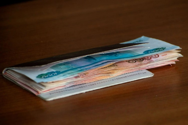 Почти 650 миллиардов рублей хранят жители Иркутской области в банках