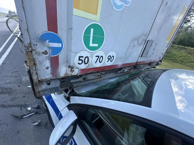 Полицейские пострадали в ДТП при погоне за лихачом на трассе в Шелеховском районе