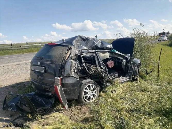 В реанимацию попал подросток после жёсткого ДТП возле Баяндая