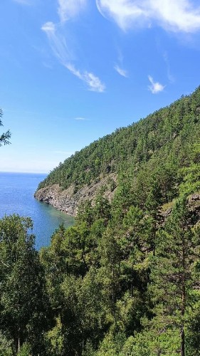 Туристы гоняли на эндуро по Большой Байкальской тропе