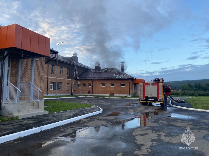 В селе Шелехово Тайшетского района произошёл пожар в здании больницы