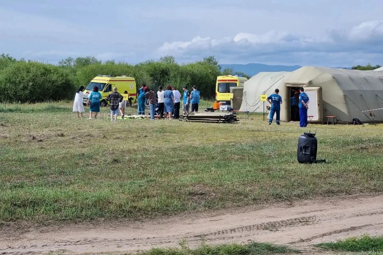 Медики Приангарья отработали спасение людей во время условного землетрясения