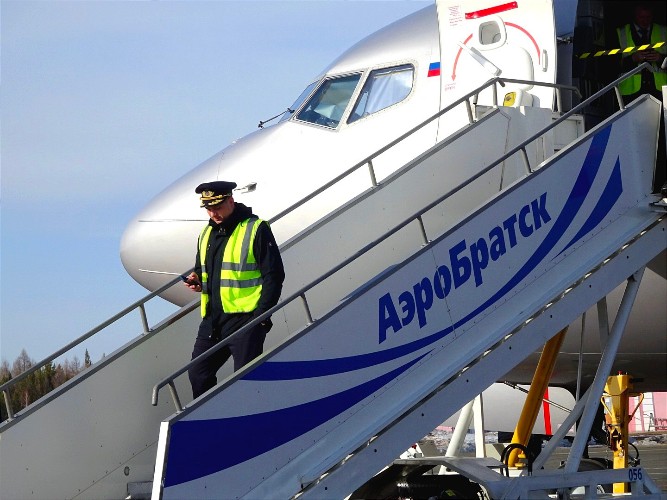 В аэропорту Братска начали заливать новую разворотную площадку для самолётов