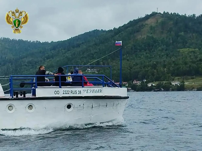 "Резвый" нелегал не смог умчаться от сотрудников транспортной прокуратуры