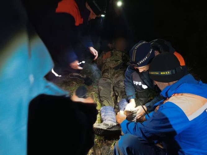 Раненного сборщика дикоросов спасли под Слюдянкой