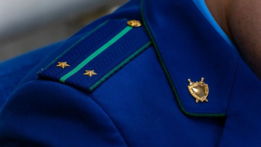 В Мамско-Чуйском районе работнику выплатили больше 147 тысяч рублей долгов по зарплате
