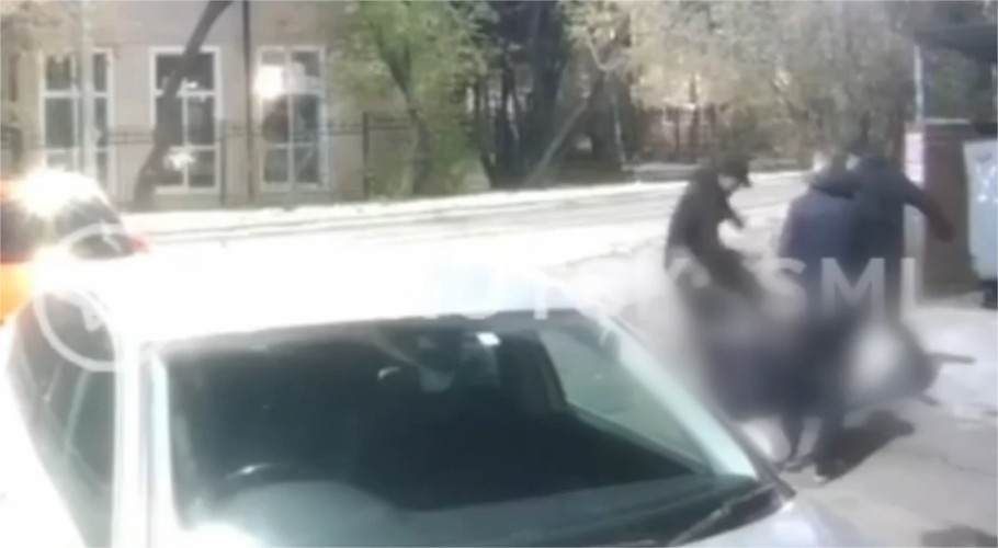 В Иркутске задержали двух братьев после ночной драки во дворе