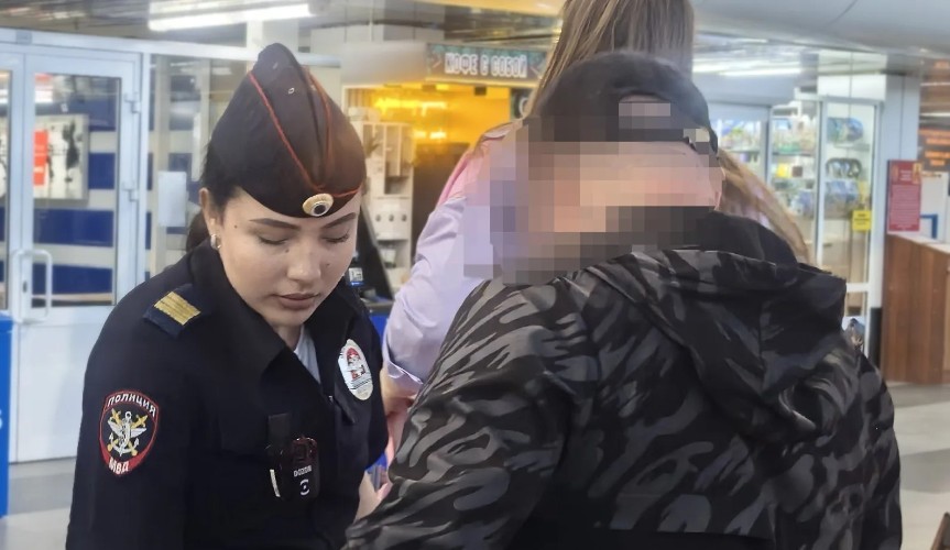 В аэропорту Иркутска у вахтовика изъяли наркотики перед вылетом на Сахалин