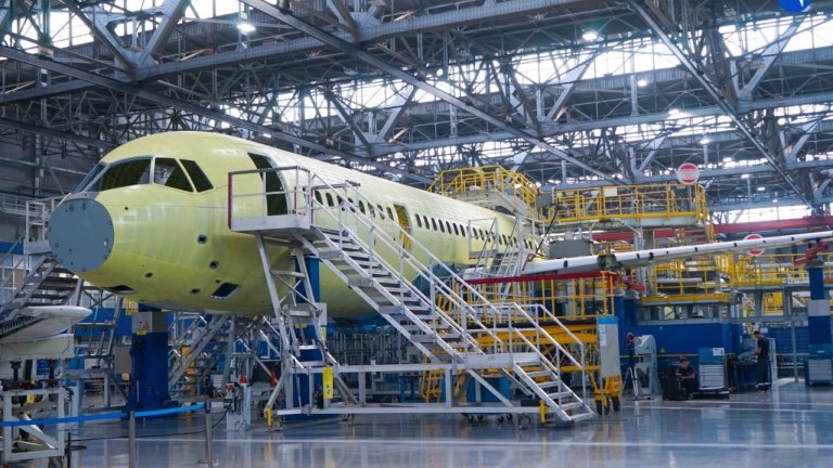 Лётные испытания иркутского авиалайнера МС-21 начнутся до конца года