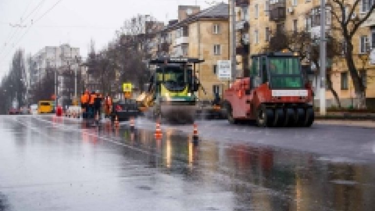 Дороги теперь будут ремонтировать и в дождь, и в снег на законных условиях