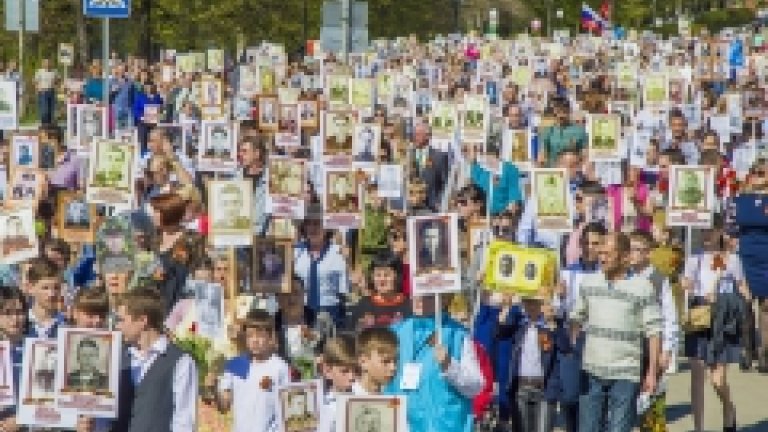 Фотографов и видеографов приглашают стать волонтёрами акции "Бессмертный полк" в Иркутске