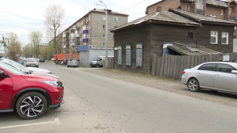 Опасный переулок Литейный, или Безопасность иркутян под угрозой из-за неразберихи в документах