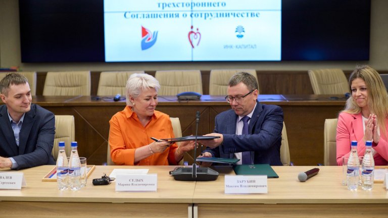 Трёхстороннее соглашение по развитию донорства костного мозга подписано в Иркутской области