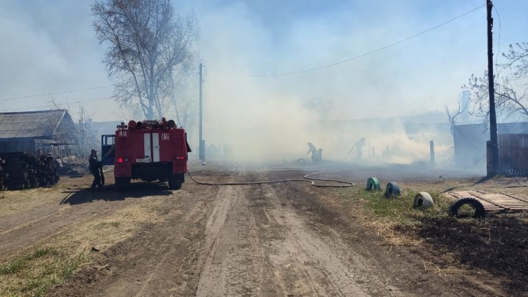 4 дома сгорели в Черемхове