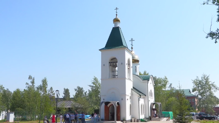 Новый храм освятили в Братске