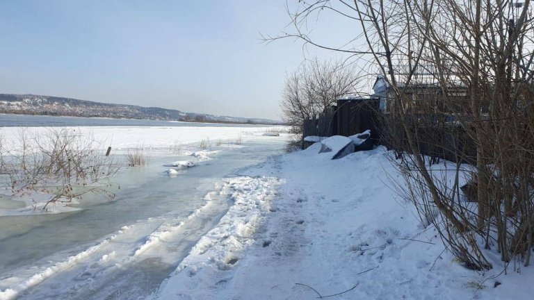 Уровень воды в Ангаре в черте Иркутска начал снижаться